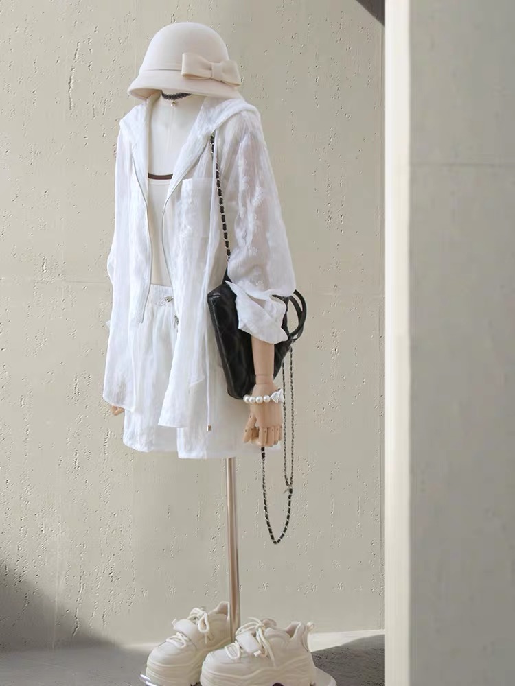 女装